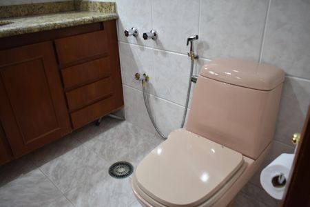 Apartamento à venda com 138m², 3 quartos e 2 vagasSuíte