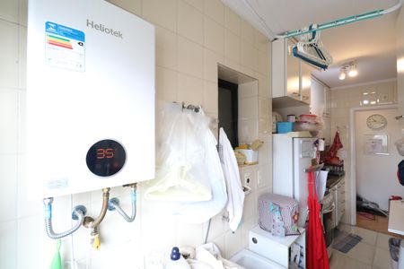 Apartamento à venda com 68m², 2 quartos e sem vagaCozinha e Área de Serviço
