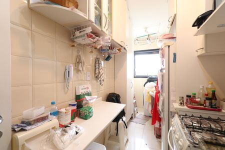 Apartamento à venda com 68m², 2 quartos e sem vagaCozinha e Área de serviço 