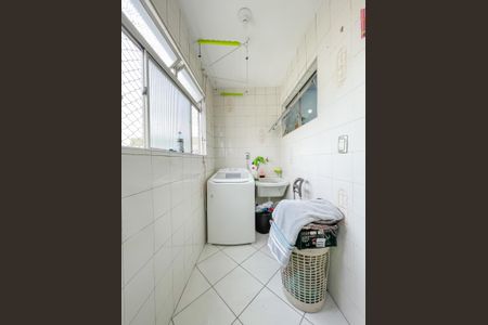 Apartamento para alugar com 64m², 3 quartos e 1 vagaÁrea de Serviço