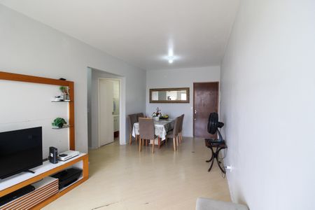 Sala de apartamento à venda com 2 quartos, 67m² em Jardim Ivana, São Paulo