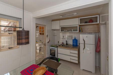 Casa de condomínio para alugar com 78m², 2 quartos e 1 vagaCozinha 