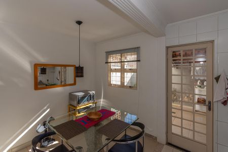 Casa de condomínio para alugar com 78m², 2 quartos e 1 vagaCozinha 