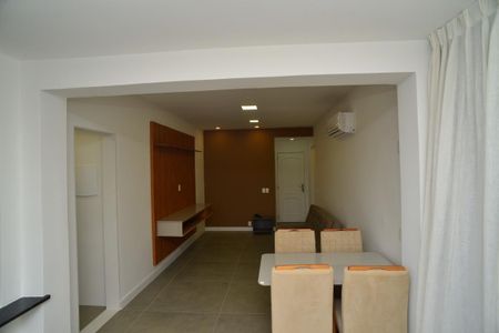Apartamento à venda com 52m², 1 quarto e 1 vaga Apartamento à venda com 52m², 1 quarto e 1 vagaSala