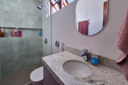 Casa de condomínio à venda com 81m², 2 quartos e 1 vaga Casa de condomínio à venda com 81m², 2 quartos e 1 vagaBanheiro