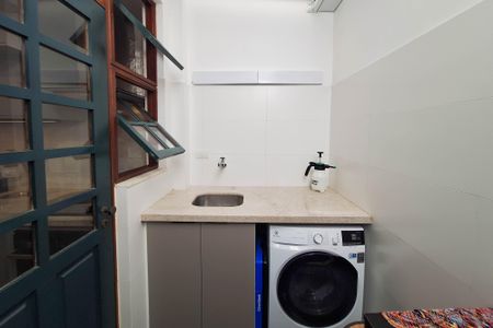 Casa de condomínio à venda com 81m², 2 quartos e 1 vaga Casa de condomínio à venda com 81m², 2 quartos e 1 vagaÁrea de Serviço