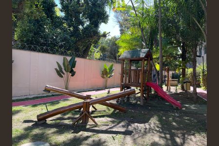 Apartamento para alugar com 62m², 2 quartos e 1 vaga Apartamento para alugar com 62m², 2 quartos e 1 vagaÁrea comum - Playground