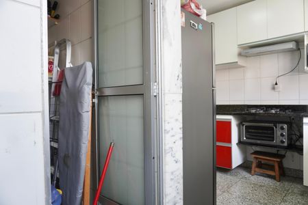 Apartamento à venda com 146m², 3 quartos e 2 vagasÁrea de Serviço