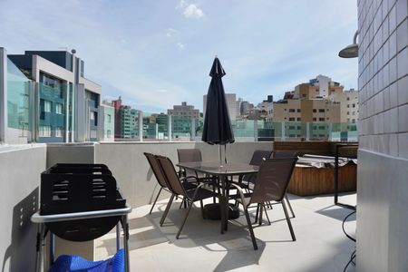 Apartamento à venda com 146m², 3 quartos e 2 vagasÁrea da Cobertura