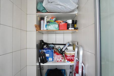 Apartamento à venda com 146m², 3 quartos e 2 vagasÁrea de Serviço - Banheiro