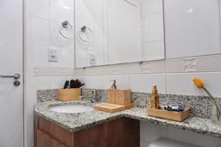 Apartamento à venda com 146m², 3 quartos e 2 vagasBanheiro Social