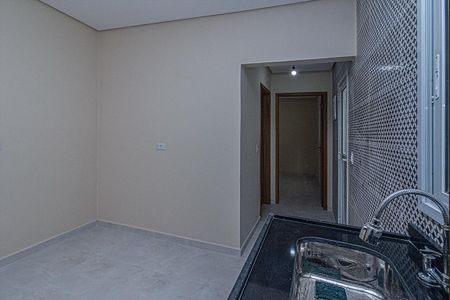 Casa à venda com 81m², 2 quartos e 1 vagacozinha_2