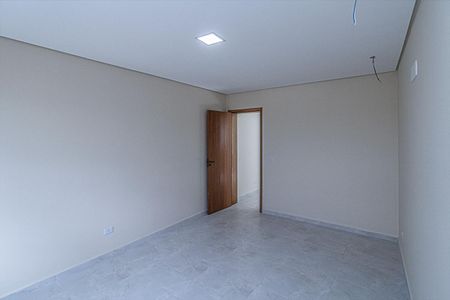 Casa à venda com 81m², 2 quartos e 1 vagasuíte_4