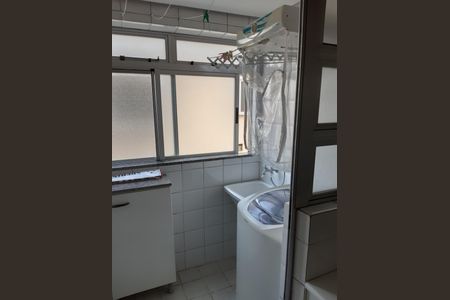 Área de serviço de apartamento à venda com 1 quarto, 48m² em Petrópolis, Porto Alegre