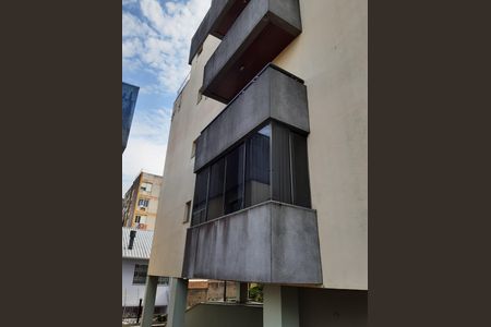 Área externa de apartamento à venda com 1 quarto, 48m² em Petrópolis, Porto Alegre