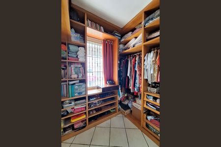 Apartamento à venda com 100m², 3 quartos e sem vagaCloset da suíte 1