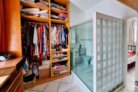 Apartamento à venda com 100m², 3 quartos e sem vagaBanheiro da Suíte 1