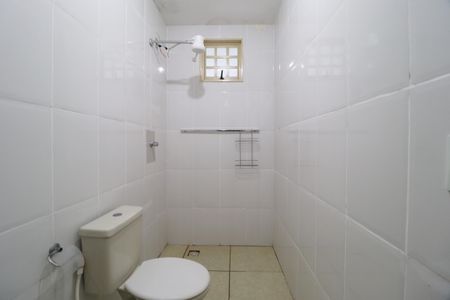Casa para alugar com 115m², 2 quartos e 2 vagasBanheiro Social