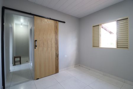 Casa para alugar com 115m², 2 quartos e 2 vagasQuarto 1