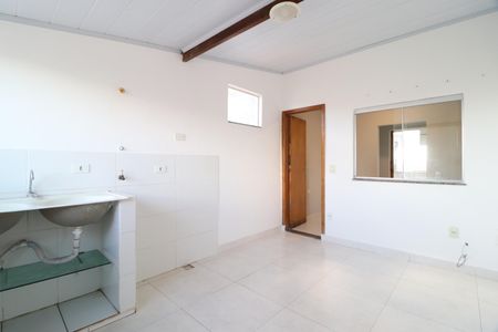 Casa para alugar com 115m², 2 quartos e 2 vagasÁrea de Serviço