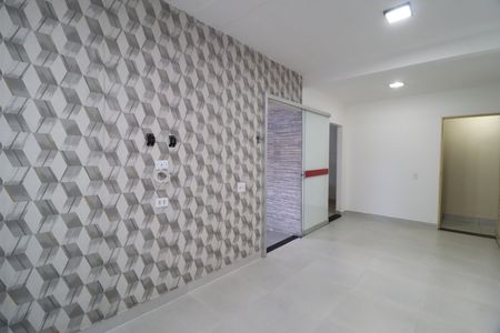 Casa para alugar com 115m², 2 quartos e 2 vagasSala