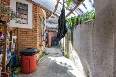 Casa à venda com 187m², 1 quarto e 3 vagasQuintal