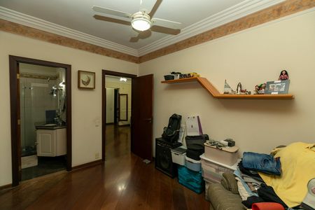 Casa de condomínio à venda com 415m², 4 quartos e 4 vagasQUARTO 3 SUITE
