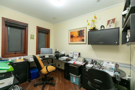 Casa de condomínio à venda com 415m², 4 quartos e 4 vagasESCRITÓRIO