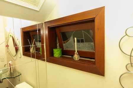 Casa de condomínio à venda com 415m², 4 quartos e 4 vagasLAVABO