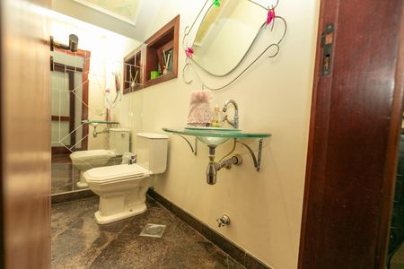 Casa de condomínio à venda com 415m², 4 quartos e 4 vagasLAVABO