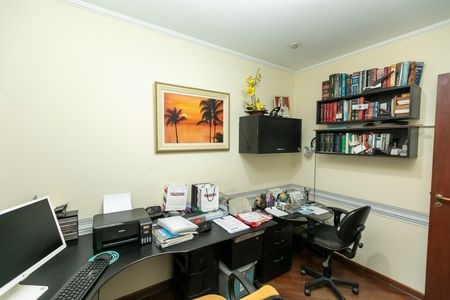 Casa de condomínio à venda com 415m², 4 quartos e 4 vagasESCRITÓRIO