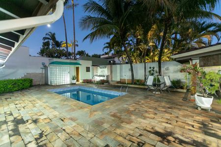 Casa de condomínio à venda com 415m², 4 quartos e 4 vagasPISCINA