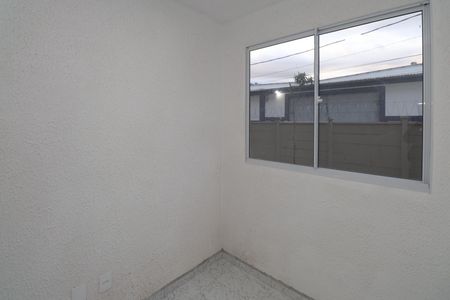 Quarto 1 de apartamento para alugar com 2 quartos, 33m² em Parque Novo Mundo, São Paulo