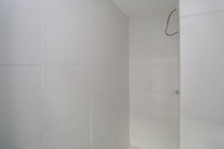 Apartamento para alugar com 33m², 2 quartos e sem vaga Apartamento para alugar com 33m², 2 quartos e sem vagaBanheiro