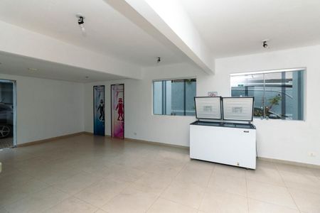 Apartamento para alugar com 50m², 2 quartos e 1 vaga Apartamento para alugar com 50m², 2 quartos e 1 vagaÁrea comum - Salão de festas