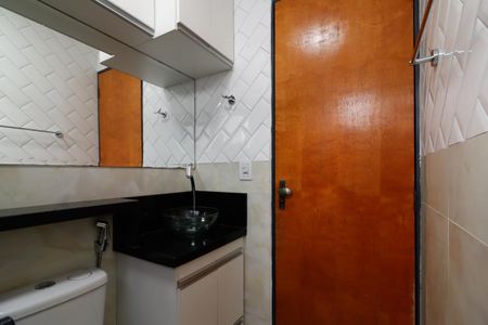 Apartamento para alugar com 50m², 2 quartos e 1 vaga Apartamento para alugar com 50m², 2 quartos e 1 vagaBanheiro
