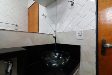 Apartamento para alugar com 50m², 2 quartos e 1 vaga Apartamento para alugar com 50m², 2 quartos e 1 vagaBanheiro