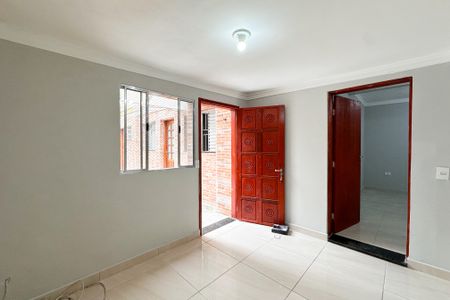 Sala de casa de condomínio para alugar com 2 quartos, 65m² em Jardim Petroni, São Bernardo do Campo