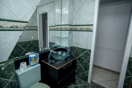 Casa para alugar com 125m², 2 quartos e 1 vaga Casa para alugar com 125m², 2 quartos e 1 vagaBanheiro