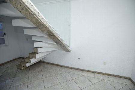 Casa para alugar com 125m², 2 quartos e 1 vaga Casa para alugar com 125m², 2 quartos e 1 vagaSala