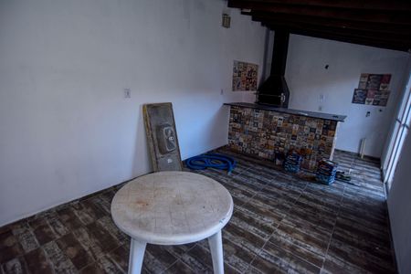 Casa para alugar com 125m², 2 quartos e 1 vaga Casa para alugar com 125m², 2 quartos e 1 vagaSala de festas