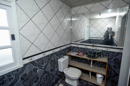 Casa para alugar com 125m², 2 quartos e 1 vaga Casa para alugar com 125m², 2 quartos e 1 vagaBanheiro da Suíte 1