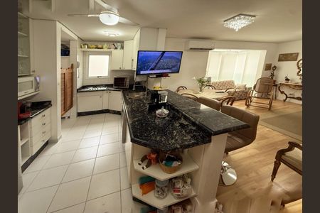 Apartamento à venda com 80m², 2 quartos e 1 vagaCozinha