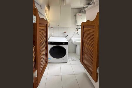 Apartamento à venda com 80m², 2 quartos e 1 vagaÁrea de Serviço