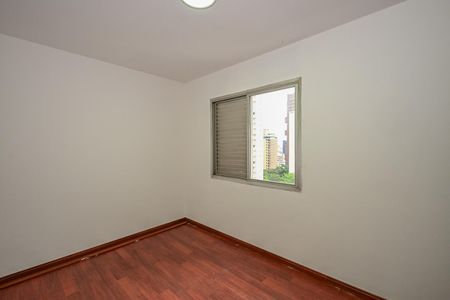 Apartamento à venda com 85m², 2 quartos e 2 vagasQuarto 2