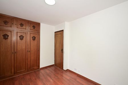 Apartamento à venda com 85m², 2 quartos e 2 vagasQuarto 2