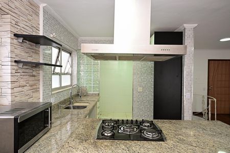 Apartamento à venda com 85m², 2 quartos e 2 vagasCozinha