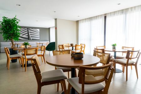 Apartamento para alugar com 29m², 1 quarto e sem vagaÁrea comum - Salão de festas