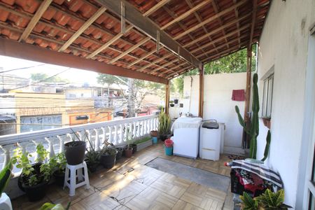 Casa à venda com 204m², 4 quartos e 1 vagaVaranda