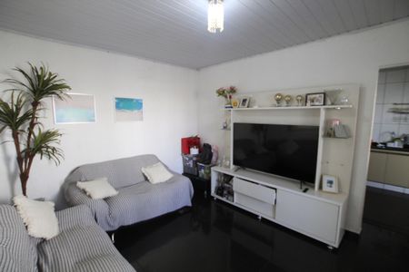 Casa à venda com 204m², 4 quartos e 1 vagaSala